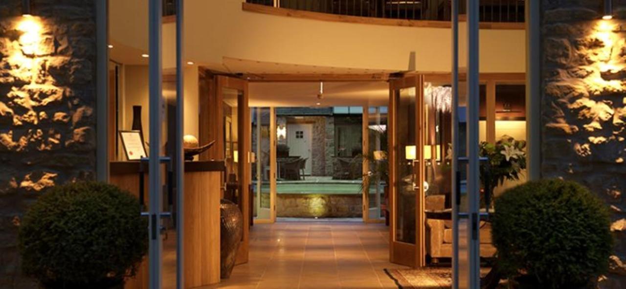 Feversham Arms Hotel & Verbena Spa Хелмсли Екстериор снимка