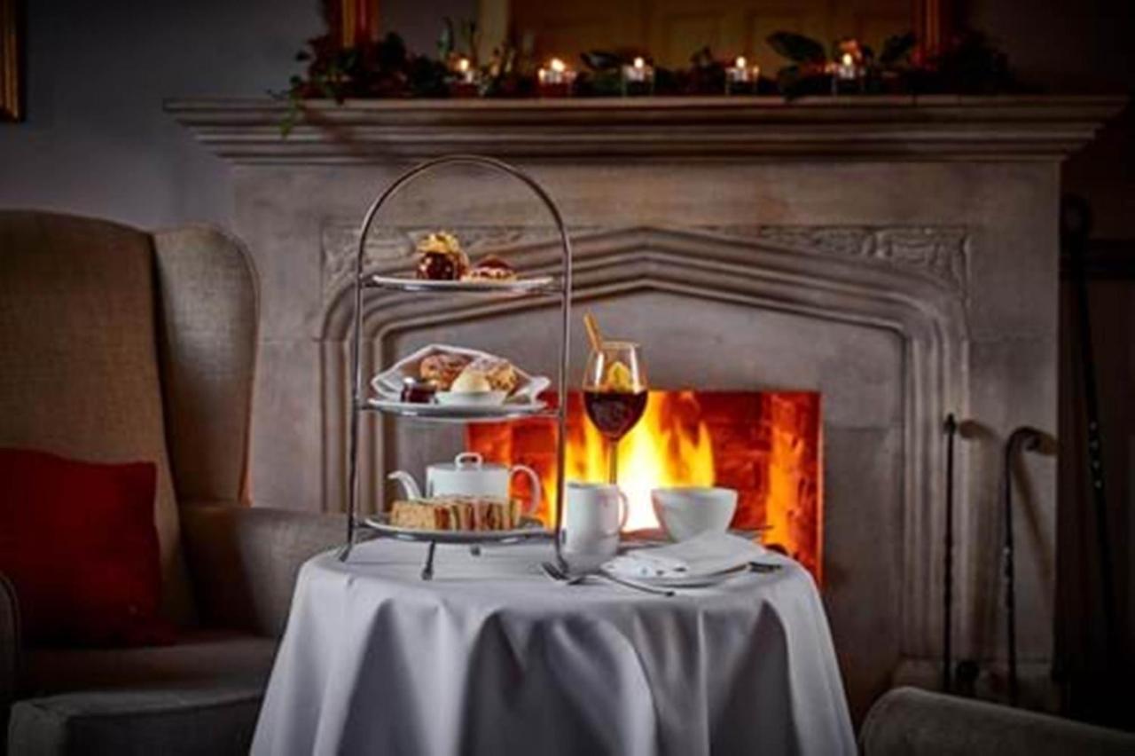 Feversham Arms Hotel & Verbena Spa Хелмсли Екстериор снимка