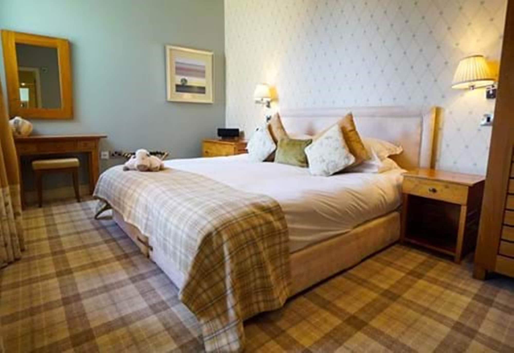 Feversham Arms Hotel & Verbena Spa Хелмсли Екстериор снимка